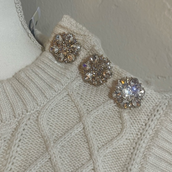 Guess Elegant Ivory Cable Knit Sweater - Picture 4 of 8